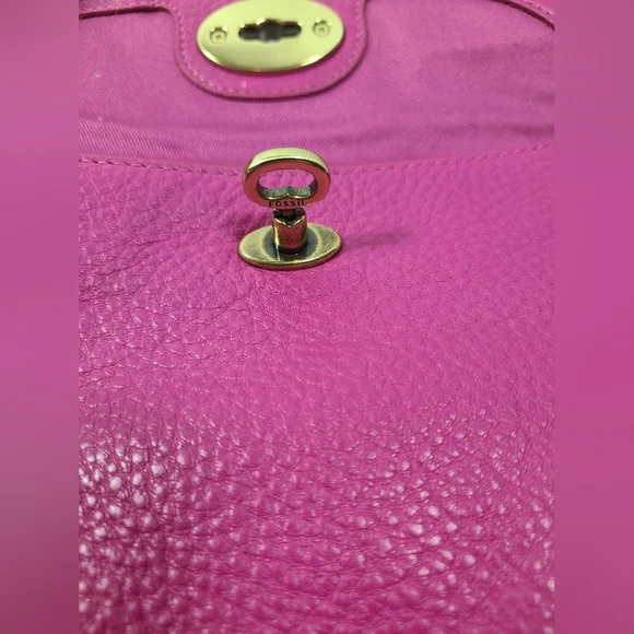 Fossil Monica SL5076690 Fuchsia Genuine Leather Convertible SM X-body/Clutch - Picture 3 of 7